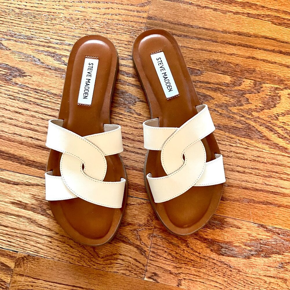 STEVE MADDEN WOMENS SANDALS - WHITE - NWOT
